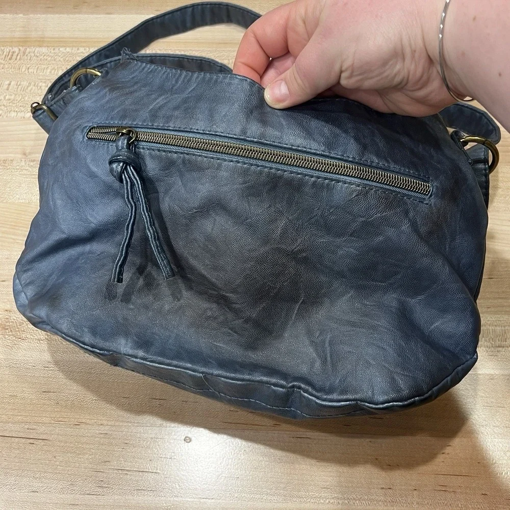 Stone‎ Mountain USA Blue Faux Leather Crossbody Bag